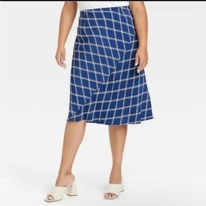 Royal blue and white patterned skirt